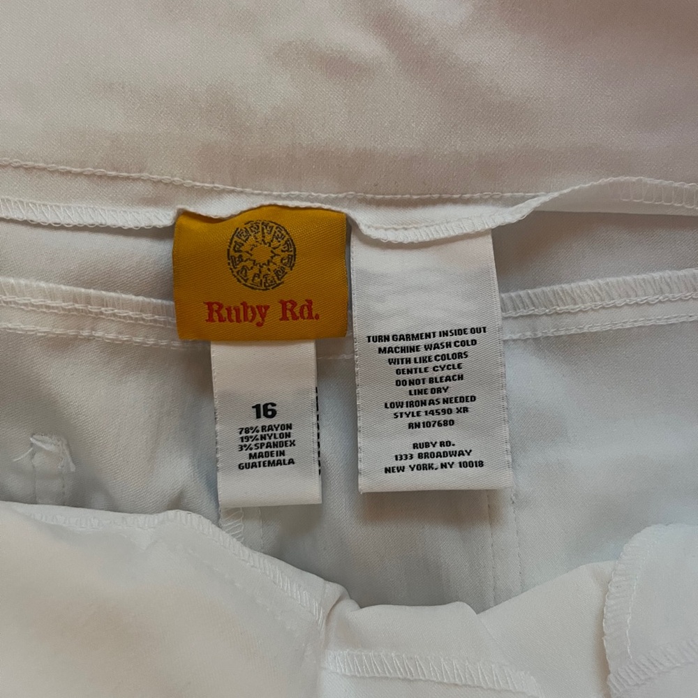 Ruby Rd. Women's Classic White Trousers Size 16